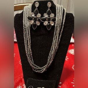 Elegant Black and Silver 3-Piece Necklace Set